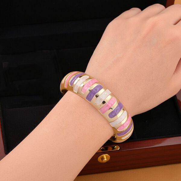 Emaille-Armreif im Streifen-Design, Rosa und Violett, ca. 18,5 cm, ca. 43 g image number 3