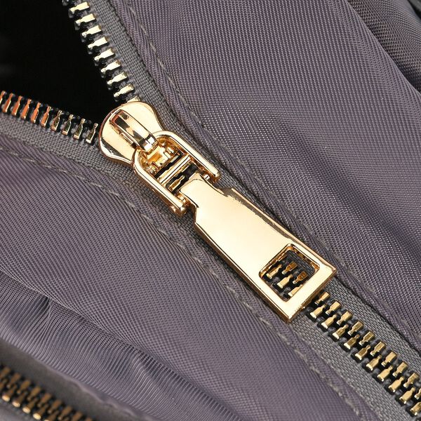 Moderner Kunstleder Rucksack in Steppoptik mit RFID-Schutz, Grau image number 6