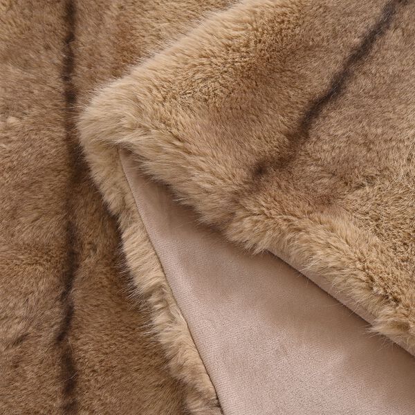 Serenity Night Premium Kuscheldecke in Pelzoptik, doppellagig und wendbar, 150x200cm, Beige image number 5