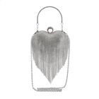 Herzförmige Clutch mit Kristallen, 15x16cm, silberfarben