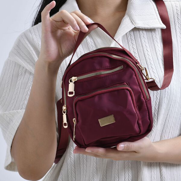 Kompakte Umh&auml;ngetasche mit RFID-Schutz, 4 Au&szlig;enf&auml;chern, verstellbarem Gurt, 16x5x19 cm, Burgunderrot image number 10