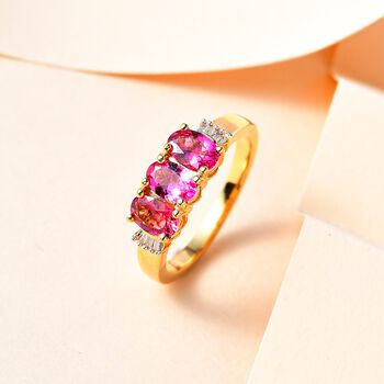 AA Rubellit und wei&szlig;er Diamant-Ring - 1,34 ct.