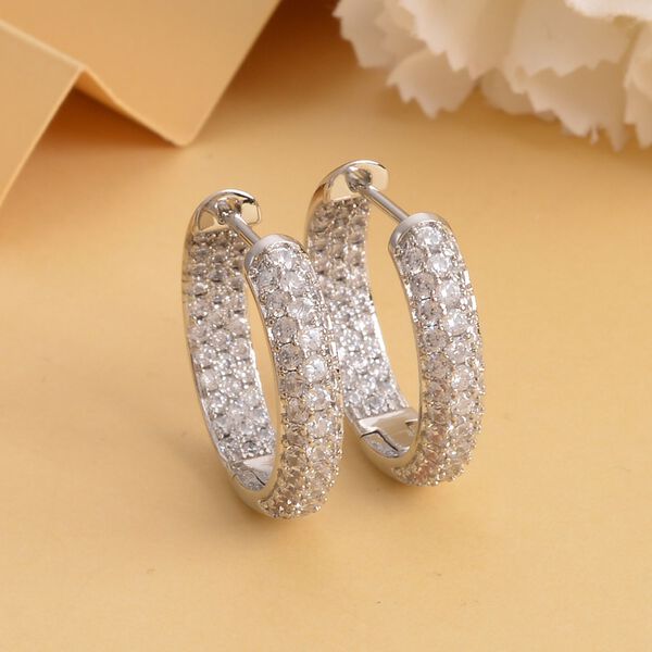 Wei&szlig;e Zirkonia-Creolen, Silberfarben image number 2