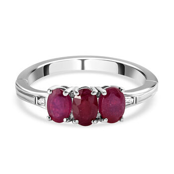 Afrikanischer Rubin (Fissure gef&uuml;llt) und wei&szlig;er Zirkon Ring mit &Ouml;ffnungsmechanismus, 925 Silber platiniert (Gr&ouml;&szlig;e 21.00) ca. 2.23 ct