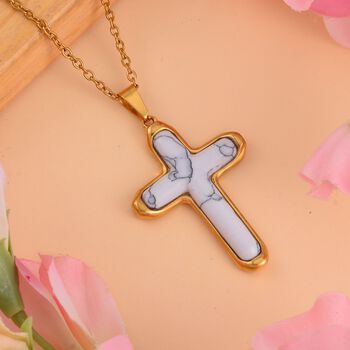 Howlit Halskette ca. 50 cm Reiner Edelstahl IP-Gelbbeschichtung ca. 7,00 ct.