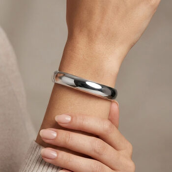 Silberfarbener Armreif, ca. 18.5 cm, ca. 65,00g