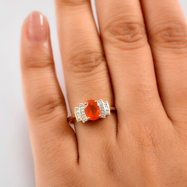 LUXURIANT AAA Feueropal und SI-GH Labor Diamant Ring in 375 Gold - 0,96 ct. image number 3