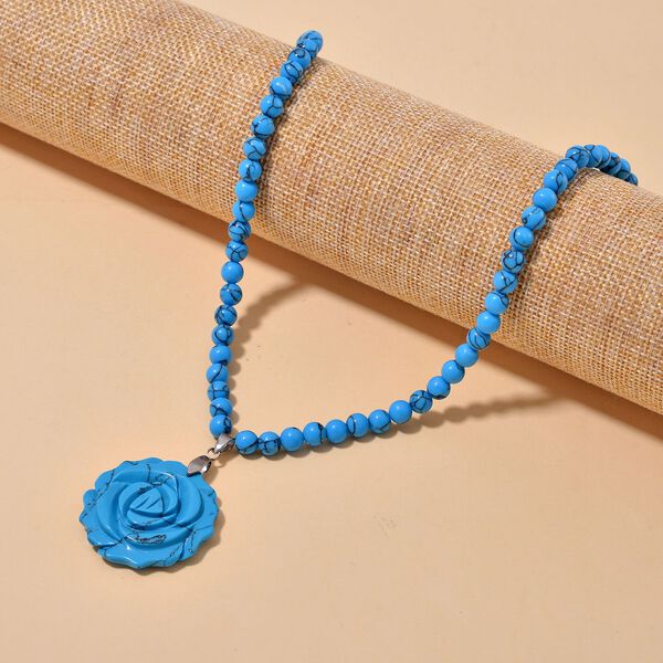 Blaue Howlit handgeschnitzte Blumen-Halskette, 45 cm - 150 ct. image number 2