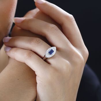 AA Kyanit und Zirkon Ring - 0,91 ct.