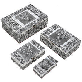 Satz von 4 handgefertigten Aluminiumboxen mit Elefant-Motiv, Größen von 24x17x9 bis 13x6,5x3 cm