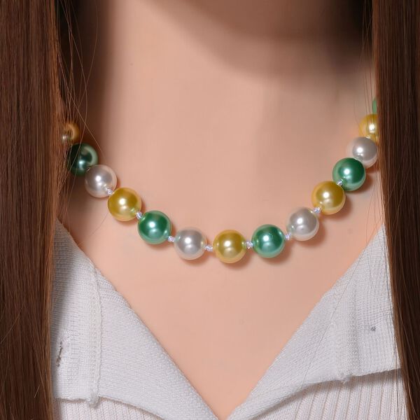 Goldene, wei&szlig;e und gr&uuml;ne Muschelkernperlen-Halskette, 50cm image number 2