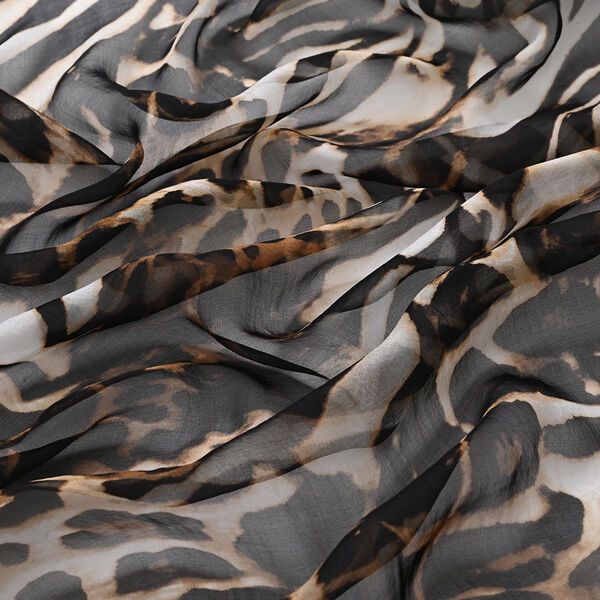 LA MAREY Signature Set mit Seidenschal und Seidentropfen-Ohrringen, 100% Maulbeerseide, 65 x 170 cm, Schwarz image number 8