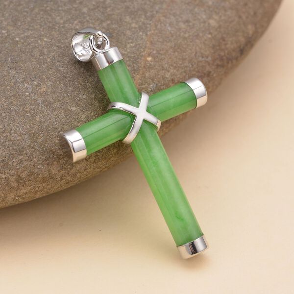 Gr&uuml;ner Jade-Kreuz-Anh&auml;nger - 5 ct. image number 3