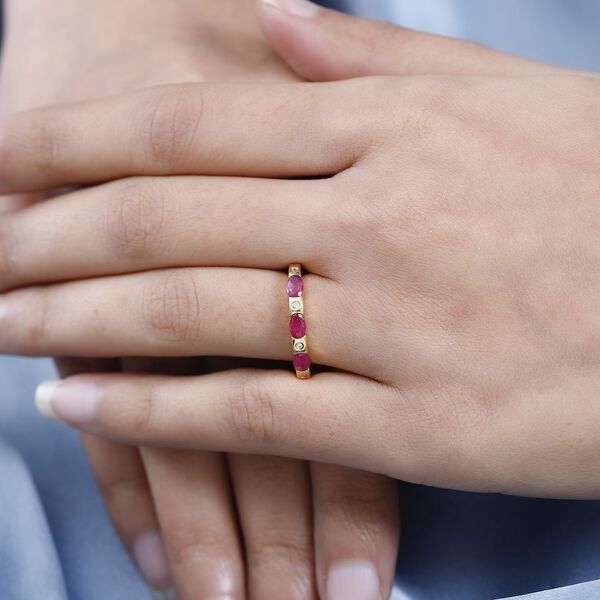 Afrikanischer Rubin (Fissure gef&uuml;llt), Wei&szlig;er Zirkon Ringe 925 Silber Gelbgold Vermeil (Gr&ouml;&szlig;e 16.00) ca. 1,08 ct image number 3