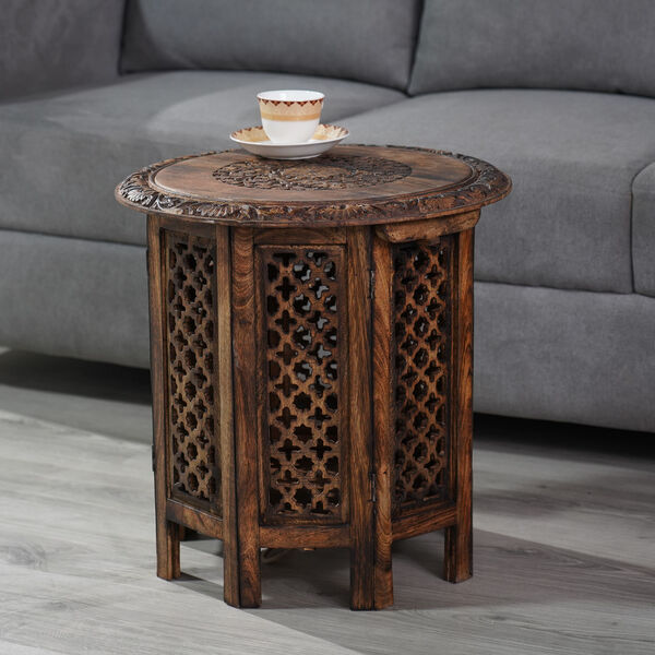 NAKKASHI - handgeschnitzter, klappbarer Beistelltisch aus Mangoholz, 45x45 cm, Antikes Finish image number 2