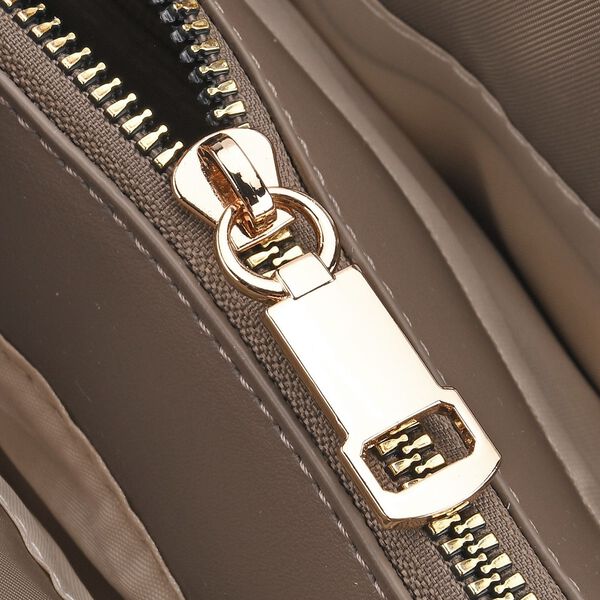 Nylon Crossbody Tasche, 22x23x9 cm, Dunkel Khaki image number 6