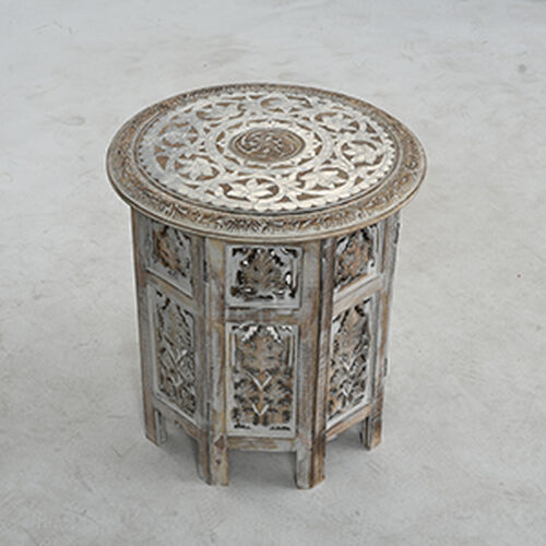 Handgefertigter Couchtisch aus Mangoholz mit Metallprägung, Burn-Finish und kunstvoller Schnitzerei, 45x45x45cm, Weiß image number 0