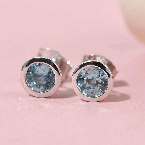 Kambodschanischer, blauer Zirkon-Ohrstecker, 925 Silber platiniert ca. 1,64 ct image number 2