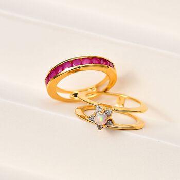 GP Celestial Dream Collection - Afrikanischer Rubin Afrikanischer Rubin und Welo Opal Ring Set, ca. 2,03 ct.