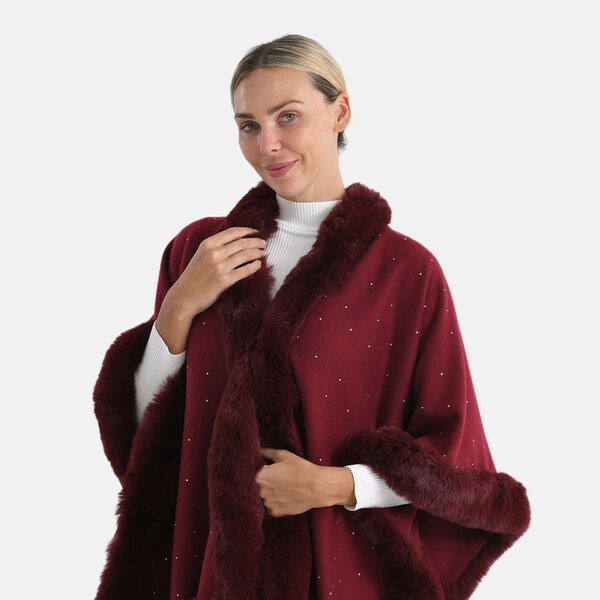 LA MAREY - Poncho mit Kunstfellbesatz und Kristall-Detail, Rot, Einheitsgr&ouml;&szlig;e image number 5