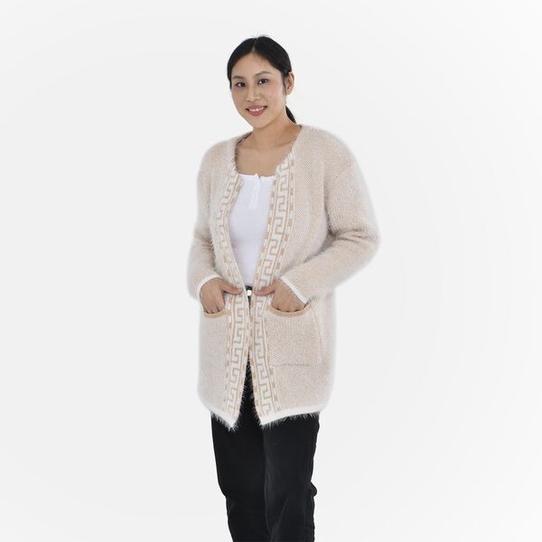 Kuschelweicher, geschmeidiger Cardigan mit zwei Taschen, 110x82 cm, Camel image number 4