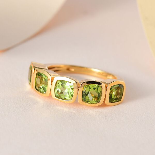 Nat&uuml;rlicher Peridot-Ring - 2,84 ct. image number 2