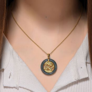 Nat&uuml;rlicher Olmek Jadeit Anh&auml;nger mit 50cm Kette - 6 ct.