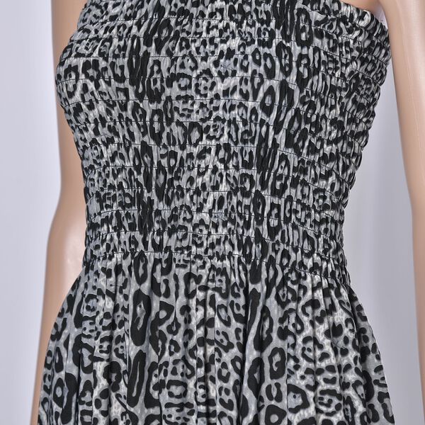 Langes Neckholder-Kleid, schwarz und weiß image number 4