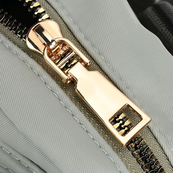 Moderner Kunstleder Rucksack in Steppoptik mit RFID-Schutz, Hellgr&uuml;n image number 6