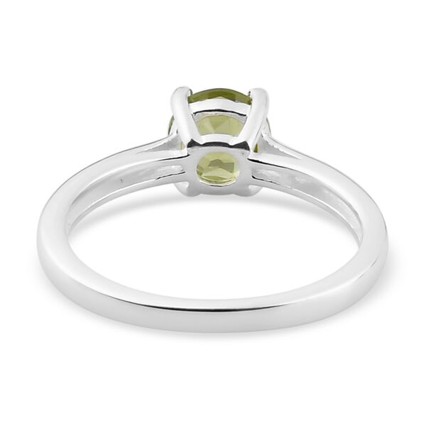 2er-Set, nat&uuml;rlicher Peridot Solit&auml;r-Ring und Ohrstecker in Silber, 1,95 ct. image number 6