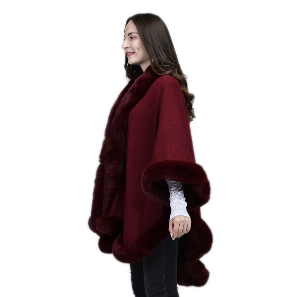 TAMSY Ruana mit Kunstfellbesatz, Einheitsgr&ouml;&szlig;e Burgunderrot image number 3
