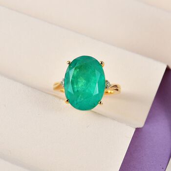 Smaragd Quarz Triplett und Zirkon Ring - 10,60 ct.