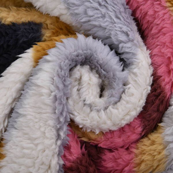 Wolkenweiche Sherpa-Decke mit Santa Fe-Muster, Beige und braun image number 5