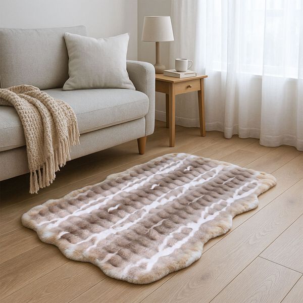Bubble faux fur print rug with foam base
Wave shape                           
100% polyester image number 0
