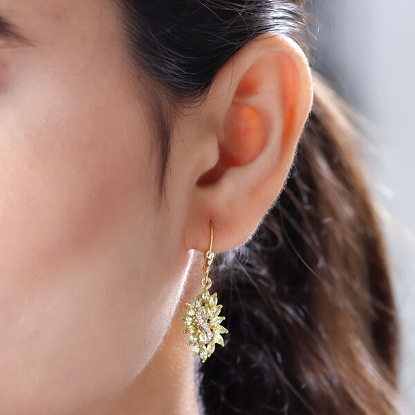 Nat&uuml;rliche Peridot und Zirkon-Ohrh&auml;nger in Silber, 2,88 ct. image number 3