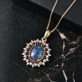 D&rsquo;Joy Boulder Opal Triplett und Zirkon Anh&auml;nger mit 50cm Kette - 2,94 ct.