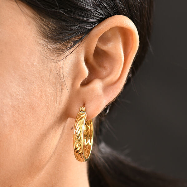 Strukturierte Creolen image number 3