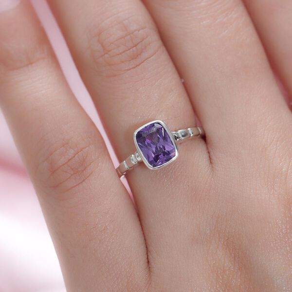 Amethyst farbener Zirkonia-Solitär-Ring in Silber, 2,43 ct. image number 3