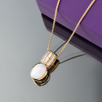 D'Joy nat&uuml;rlicher, &auml;thiopischer Welo Opal und Moissanit Anh&auml;nger mit 50cm Kette - 1,98 ct.