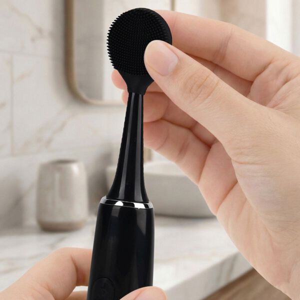 Ersatz-B&uuml;rstenk&ouml;pfe Set 6-teilig mit 5 Nylon-B&uuml;rsten und Silikon-Zungenreiniger kompatibel mit elektrischer Zahnb&uuml;rste gewellte Borstenstruktur f&uuml;r gr&uuml;ndliche Reinigung ABS Kunststoff, Schwarz image number 3