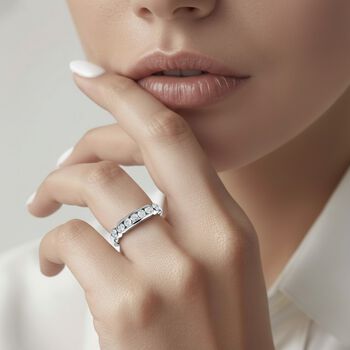 88 Facetten Moissanit Ring 925 Silber Platiniert (Gr&ouml;&szlig;e 17.00) ca. 0,50 ct