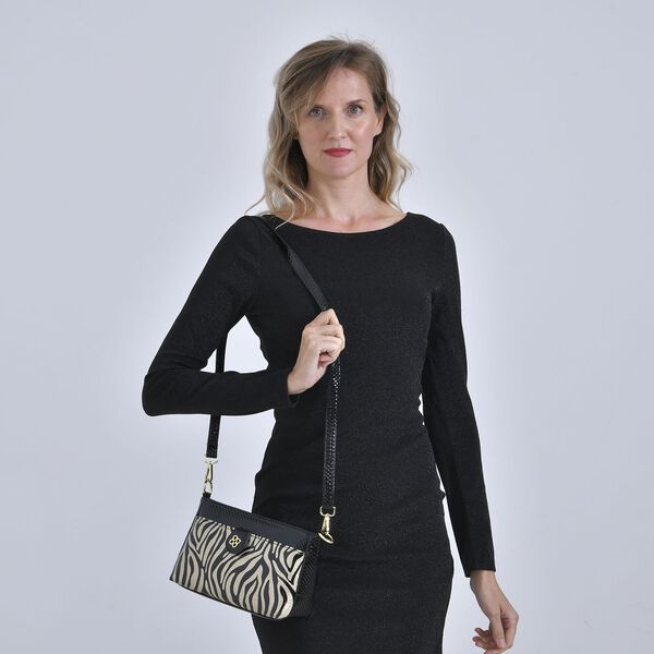 Stylische Sling-Umh&auml;ngetasche mit  Zebramuster, Schwarz image number 7