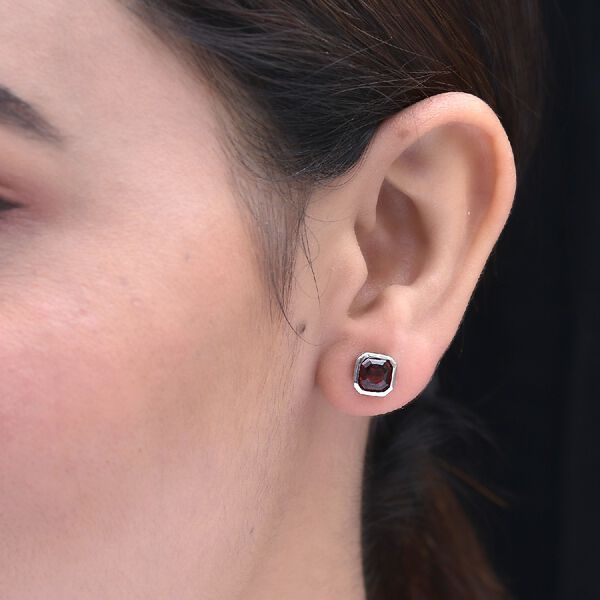 Mosambik Granat Ohrstecker 925 Silber platiniert ca. 2,53 ct image number 3