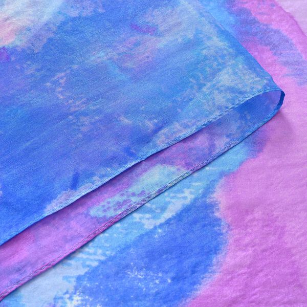 LA MAREY – Satinschal aus Maulbeerseide, Lila mit blauen Akzenten image number 7