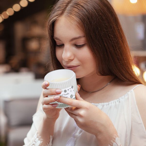 Premium Duftkerze &ndash; Franz&ouml;sische Vanille, 280 g, 50h Brenndauer image number 2