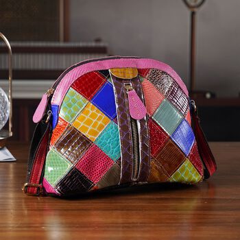 CHAOS BY ELSIE Leder Crossbody Tasche mit RFID Schutz und Rei&szlig;verschlussf&auml;chern 19 x 11 x 20 cm Multicolor Rautenmuster