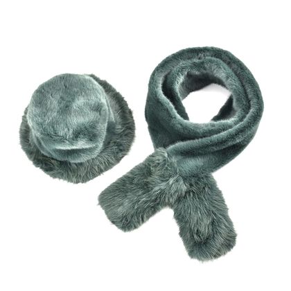 2er Set - Superweiche Kunstfell Hut und Schal, 60cmx195cm, Dunkelgr&uuml;n