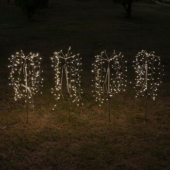 Set aus 4 solarbetriebenen Gartenlichtern in Feuerwerksform, 8 Leuchtmodi, 80 cm