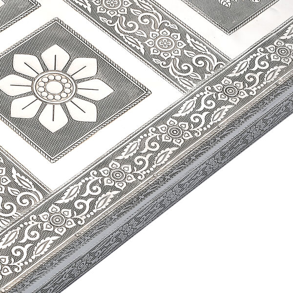 Schmuckaufbewahrungsbox im Vintage-Look, Blüten-Prägung image number 6