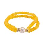 Wei&szlig;e Muschelkernperle (9-11 mm) Armband mit Gelbem Quarzit und Wei&szlig;em Kristall, flexibel, Goldfarben